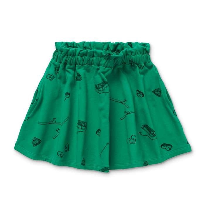 W23 932 fern green