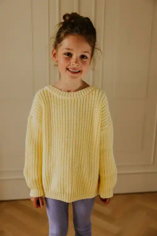 Chunky-sweater-Vanilla-yuki-kidswear-knitwear-knit-jumper-pullover-trui-gebreid-organic-cotton-yellow-softyellow-jaune-geel-gelb_545x.progressive