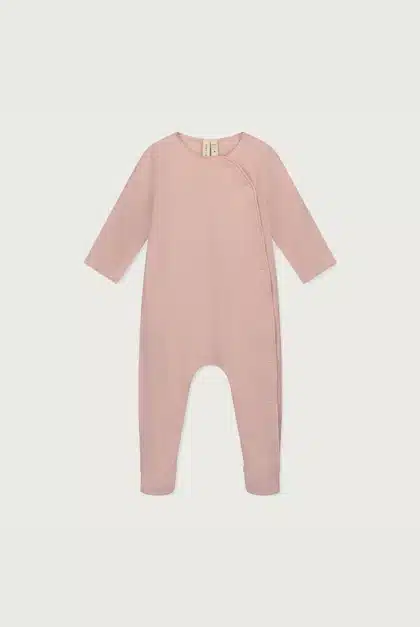 SUI033-526-Newborn_Suit_with_Snaps-Faded-Pink_Front (1)