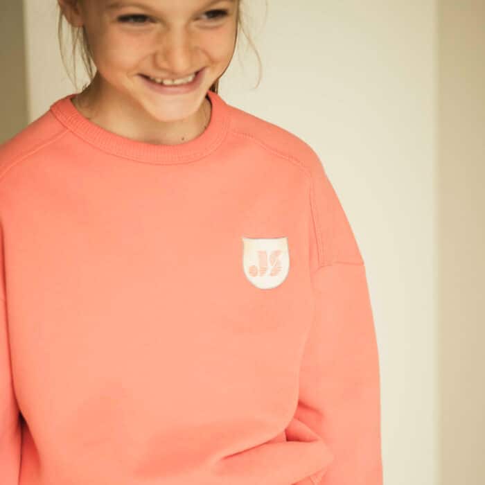 Sammy badge sweater Coral orange 2