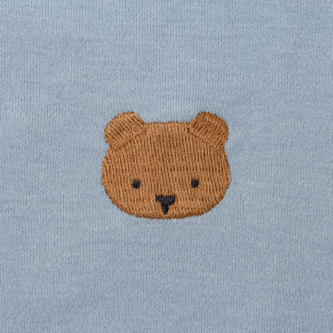 Jorijn_Longsleeve_Bear_-_Kids_Foggy_Blue_Donje_bordados_5