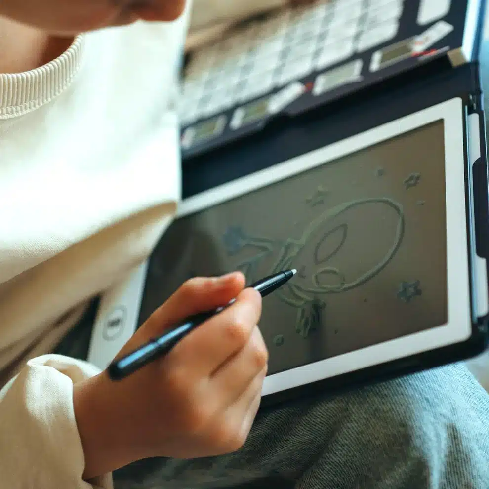 17_f1ab75cb-0aed-404b-b11f-61f703db922d