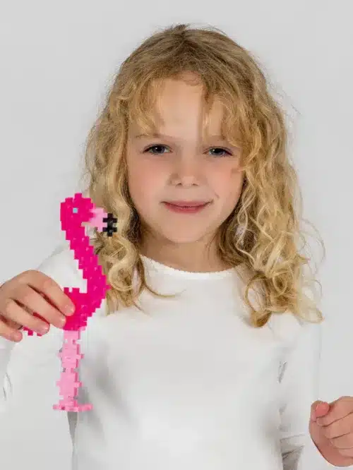 4242_PP_Flamingo_Girl_Yrsa1_RGB